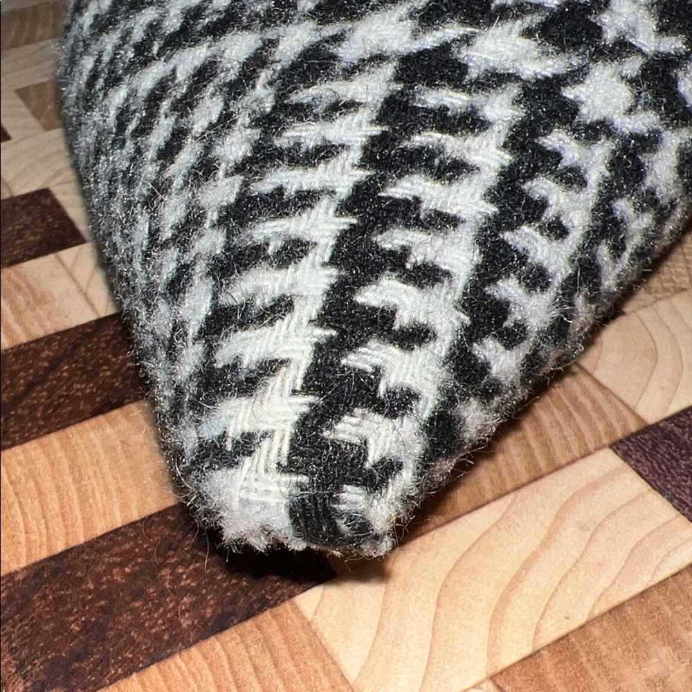 Kate Spade Black and White Karen Slippers Sz 8 1/2 - Picture 7 of 11